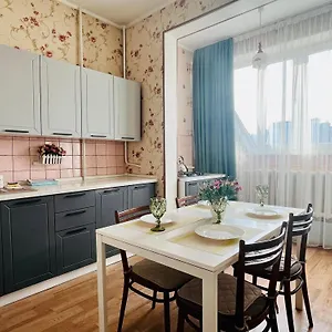 comfortable-apartment-on-zharokov-str.hotels-of-almaty.com/